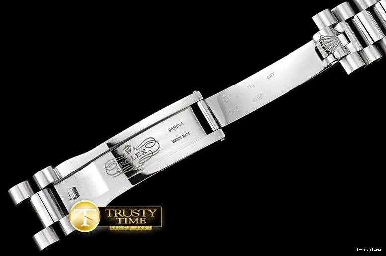 1014 RDD0215D – DayDate 36mm Chic 687